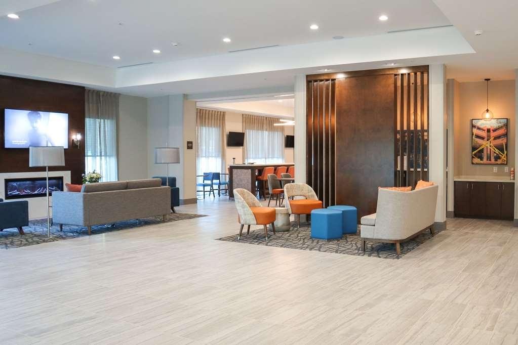 Comfort Suites Gainesville Near University Dalaman gambar